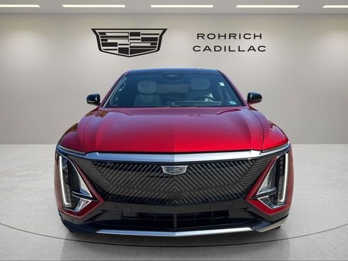 Certified 2024 Cadillac Lyriq Luxury w/ LPO, Floor Liner Package AWD/4WD image 1