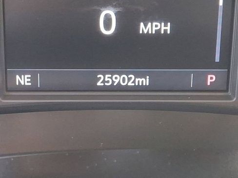 Used 2023 Buick Enclave Essence w/ Experience Buick Package AWD/4WD image 21