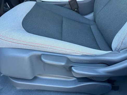 Used 2021 Chevrolet Bolt LT image 14