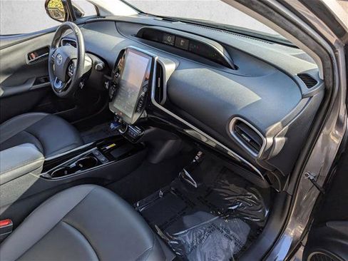 Certified 2020 Toyota Prius Prime Limited image 18