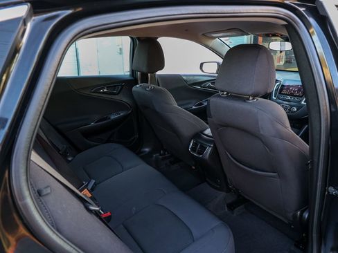 Used 2024 Chevrolet Malibu LT image 16