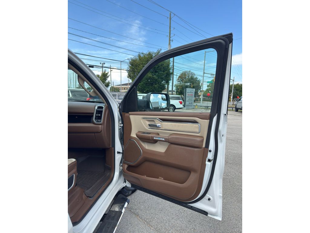 Used 2021 RAM 1500 Laramie AWD/4WD image 16