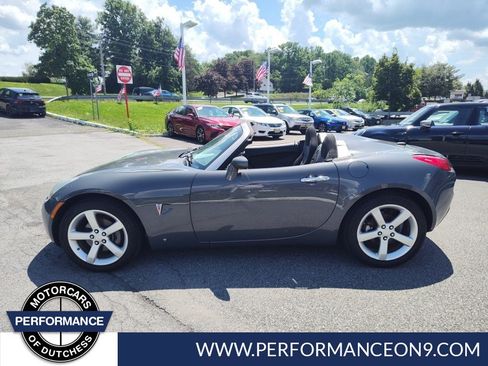 Used 2008 Pontiac Solstice Convertible w/ Preferred Package RWD image 10