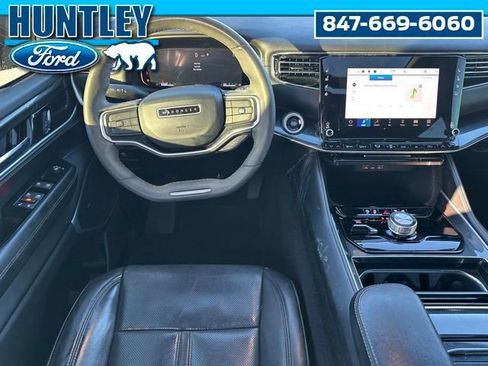 Used 2022 Jeep Wagoneer Series I w/ Premium Group I image 17