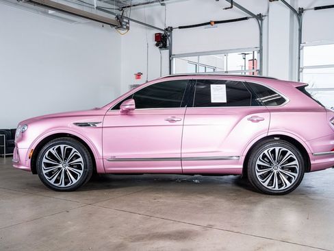 Used 2021 Bentley Bentayga image 8