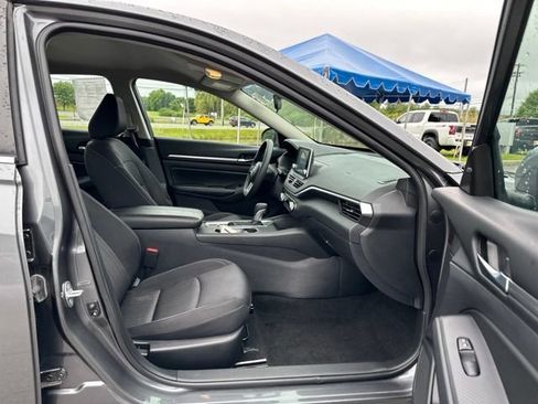 Used 2022 Nissan Altima 2.5 SV AWD/4WD image 19
