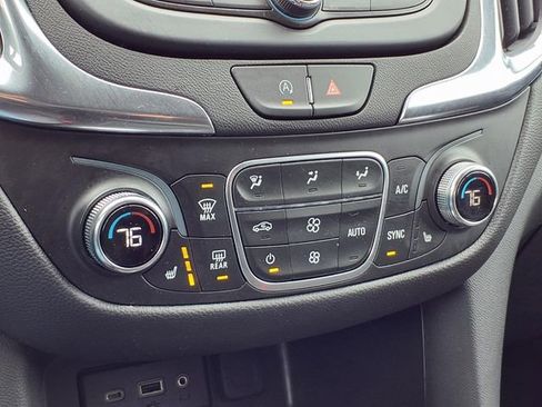 Used 2024 Chevrolet Equinox LT w/ LPO, Floor Liner Package image 12