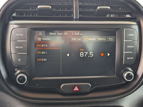 Certified 2023 Kia Soul LX FWD image 18