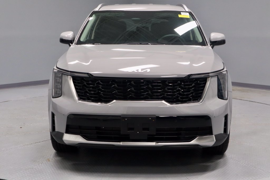Used 2026 Kia Sorento S FWD image 6