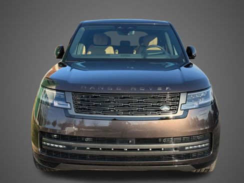 New 2026 Land Rover Range Rover SE image 2