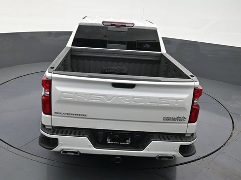 Used 2023 Chevrolet Silverado 1500 High Country w/ Technology Package image 15