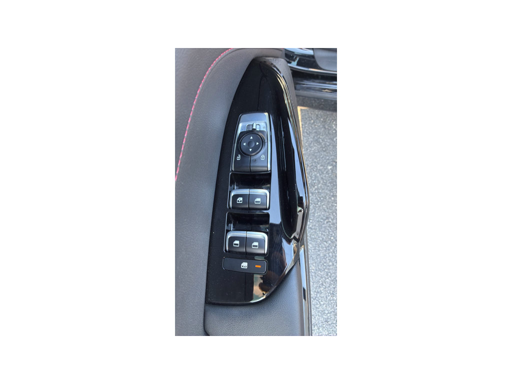 Used 2023 Kia K5 GT FWD image 12