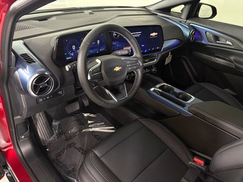 New 2026 Chevrolet Equinox EV LT w/ LPO, Blackout Package FWD image 22