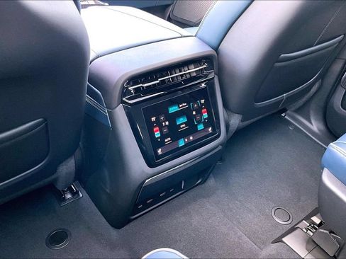 Certified 2026 Cadillac Escalade IQ Sport 2 AWD/4WD image 10