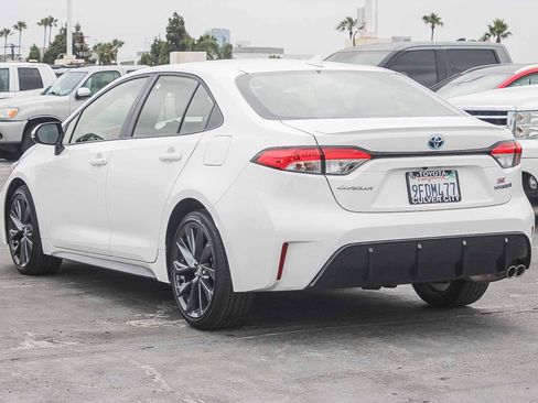 Certified 2023 Toyota Corolla SE FWD image 7