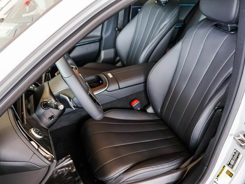 New 2026 Mercedes-Benz E 350 4MATIC Sedan image 12