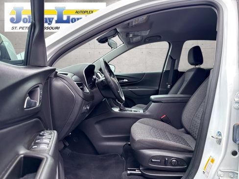Used 2024 Chevrolet Equinox LT FWD image 10