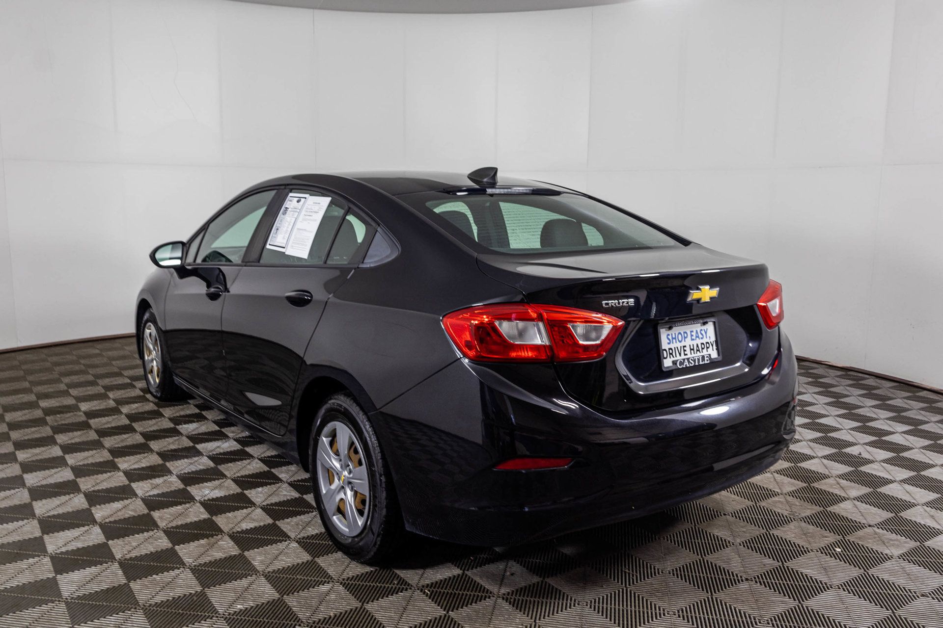 Used 2017 Chevrolet Cruze LS FWD image 16