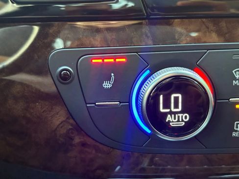 Used 2017 Audi Q7 3.0T Premium Plus AWD/4WD image 26