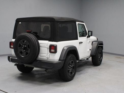Used 2024 Jeep Wrangler Sport AWD/4WD image 10