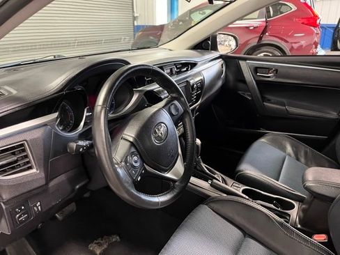 Used 2015 Toyota Corolla S image 22