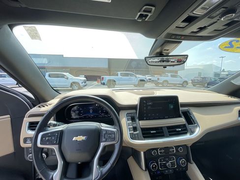 Certified 2022 Chevrolet Suburban Premier AWD/4WD image 11