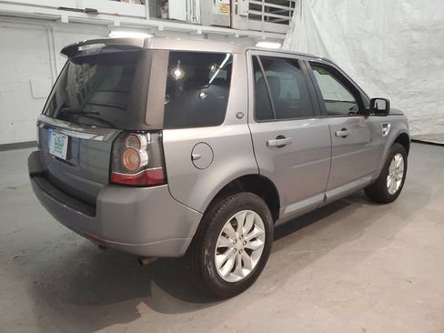 Used 2015 Land Rover LR2 AWD/4WD image 6