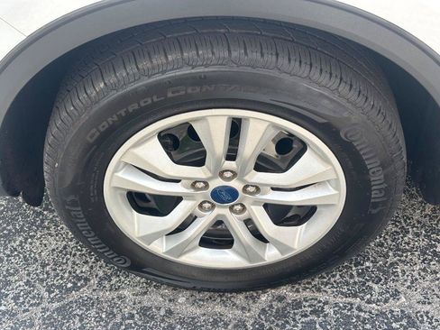 Used 2022 Ford Escape S AWD/4WD image 8