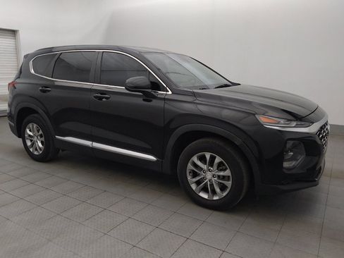 Used 2020 Hyundai Santa Fe SE FWD image 11