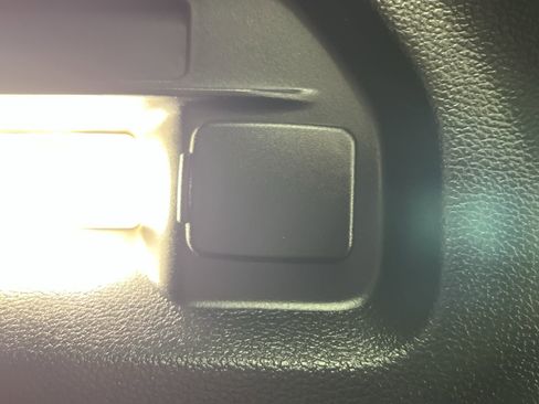 Certified 2023 Ford Explorer XLT w/ Equipment Group 202A image 31