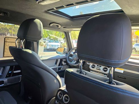 Used 2025 Mercedes-Benz G 580 w/ EQ Technology image 15