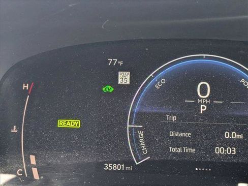 Used 2025 Toyota Camry SE w/ Multimedia Upgrade Package FWD image 9