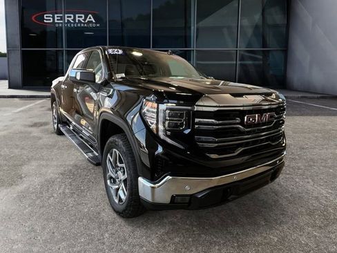 Used 2024 GMC Sierra 1500 SLT w/ SLT Premium Plus Package AWD/4WD image 5