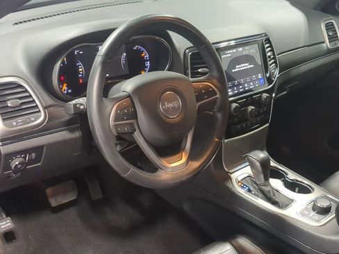 Used 2019 Jeep Grand Cherokee Limited image 10