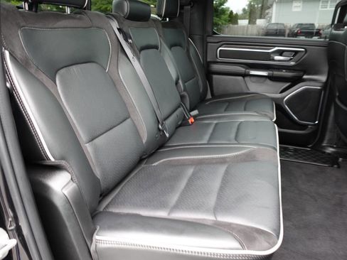 Used 2025 RAM 1500 Laramie w/ Sport Appearance Package AWD/4WD image 34