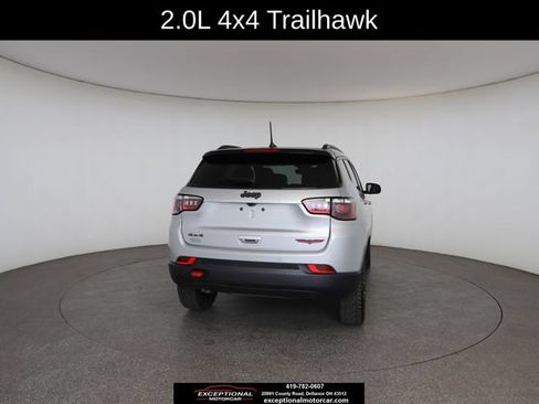Used 2025 Jeep Compass Trailhawk AWD/4WD image 17