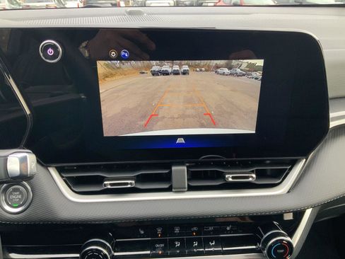 New 2026 Chevrolet Equinox LT image 21