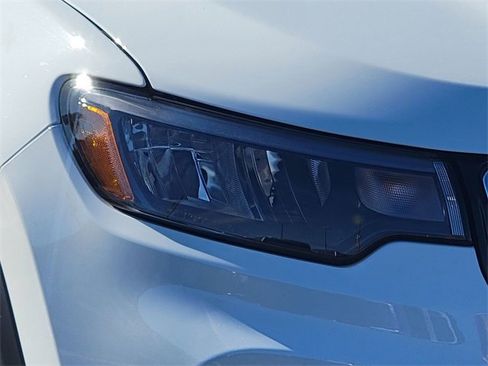 Certified 2024 Jeep Compass Limited image 16