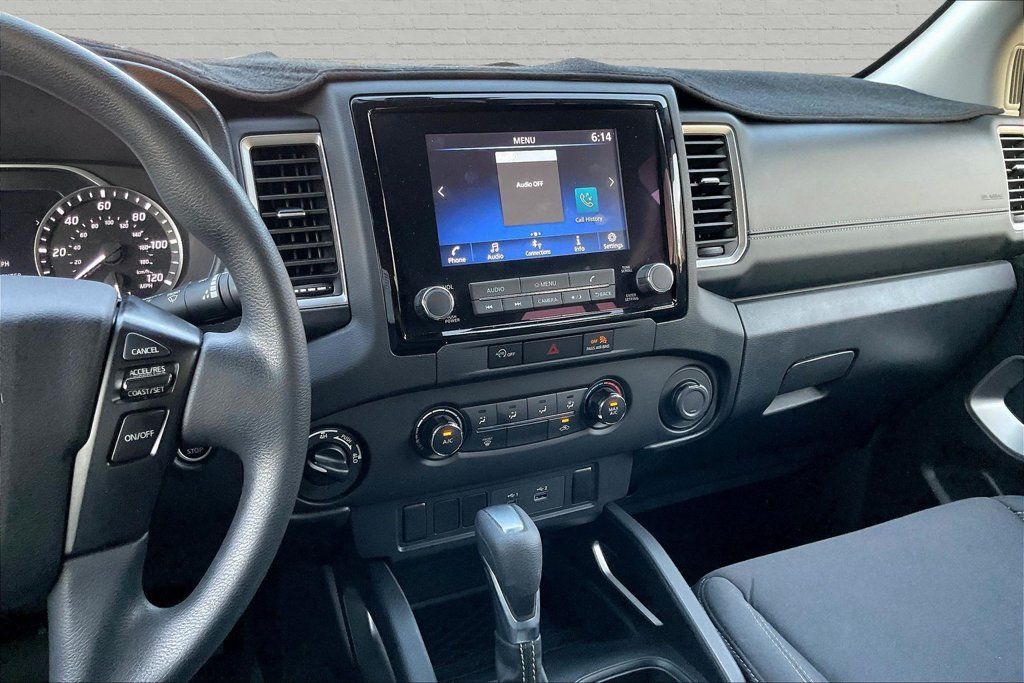 Used 2023 Nissan Frontier SV AWD/4WD image 9