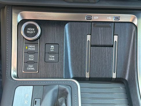 Used 2025 Lexus GX 550 AWD/4WD image 33