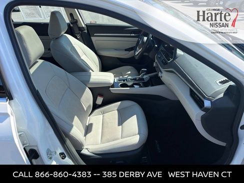 Certified 2024 Nissan Altima 2.5 SL AWD/4WD image 31