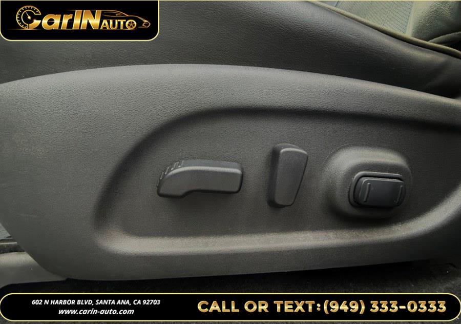Used 2020 INFINITI QX60 Luxe w/ Essential Package FWD image 29