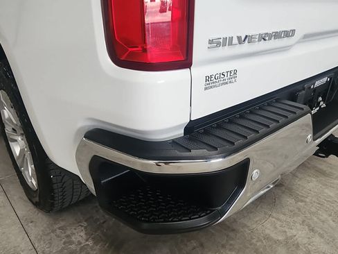 Used 2024 Chevrolet Silverado 1500 LTZ w/ LTZ Premium Package AWD/4WD image 16