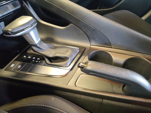 Used 2025 Hyundai Elantra Sport FWD image 26