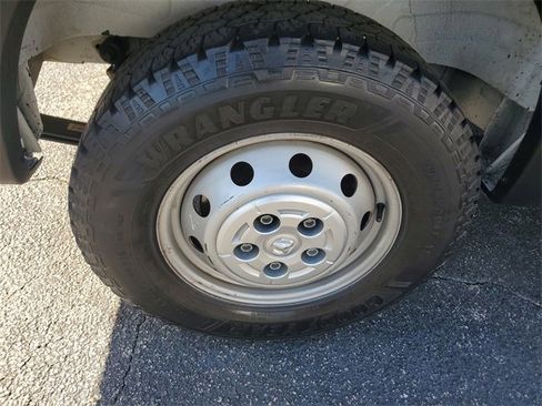 Used 2023 RAM ProMaster 2500 image 6