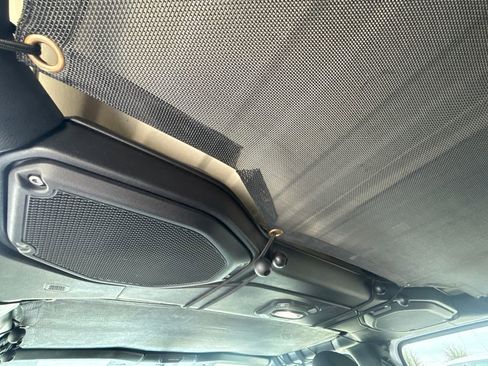 Used 2018 Jeep Wrangler Unlimited Sport image 17