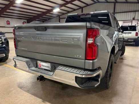 Used 2019 Chevrolet Silverado 1500 LTZ w/ LTZ Texas Edition AWD/4WD image 6