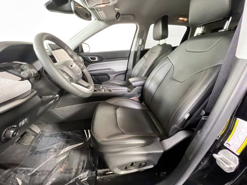 Used 2022 Jeep Compass Latitude image 20