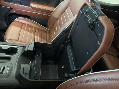 Used 2025 GMC Sierra 1500 Denali Ultimate image 36