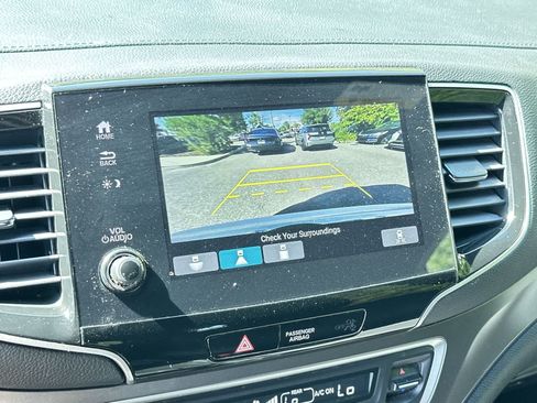 Used 2022 Honda Pilot Sport image 22